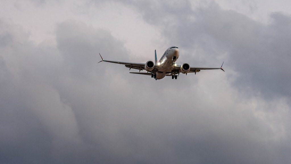 Izrael vadászgépeket küldött volna a Flydubai-járathoz, ha az eléri a határt