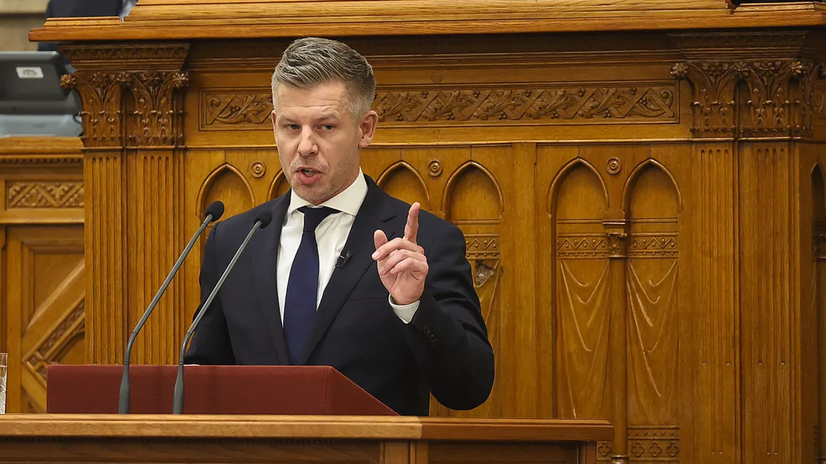 Magyar Péter nagy béremeléseket jelentett be, de a költségvetés több korábbi vállalástól eltér