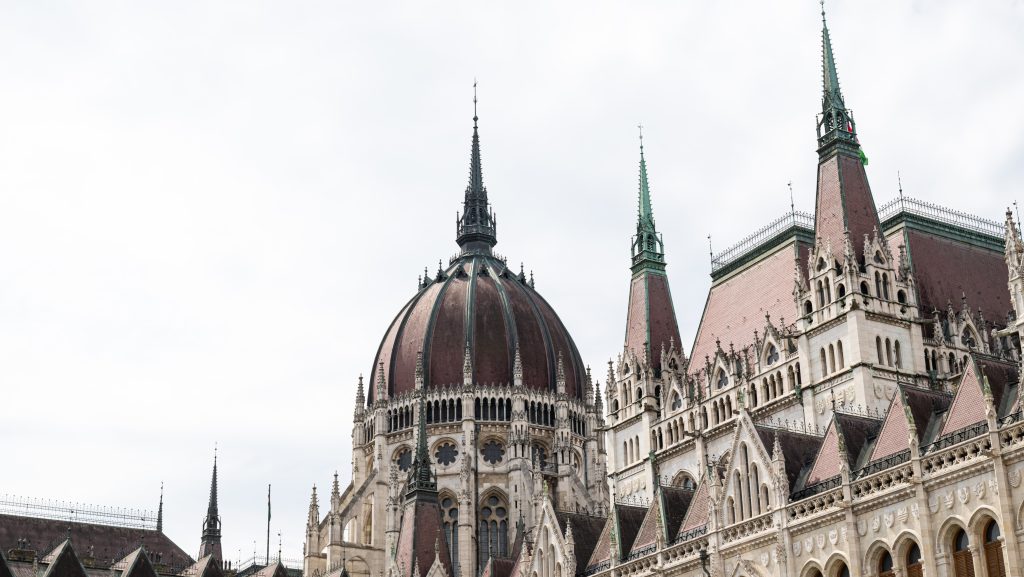 A kormány nyilvánosságra hozta a 2011-es üléseinek összefoglalóit