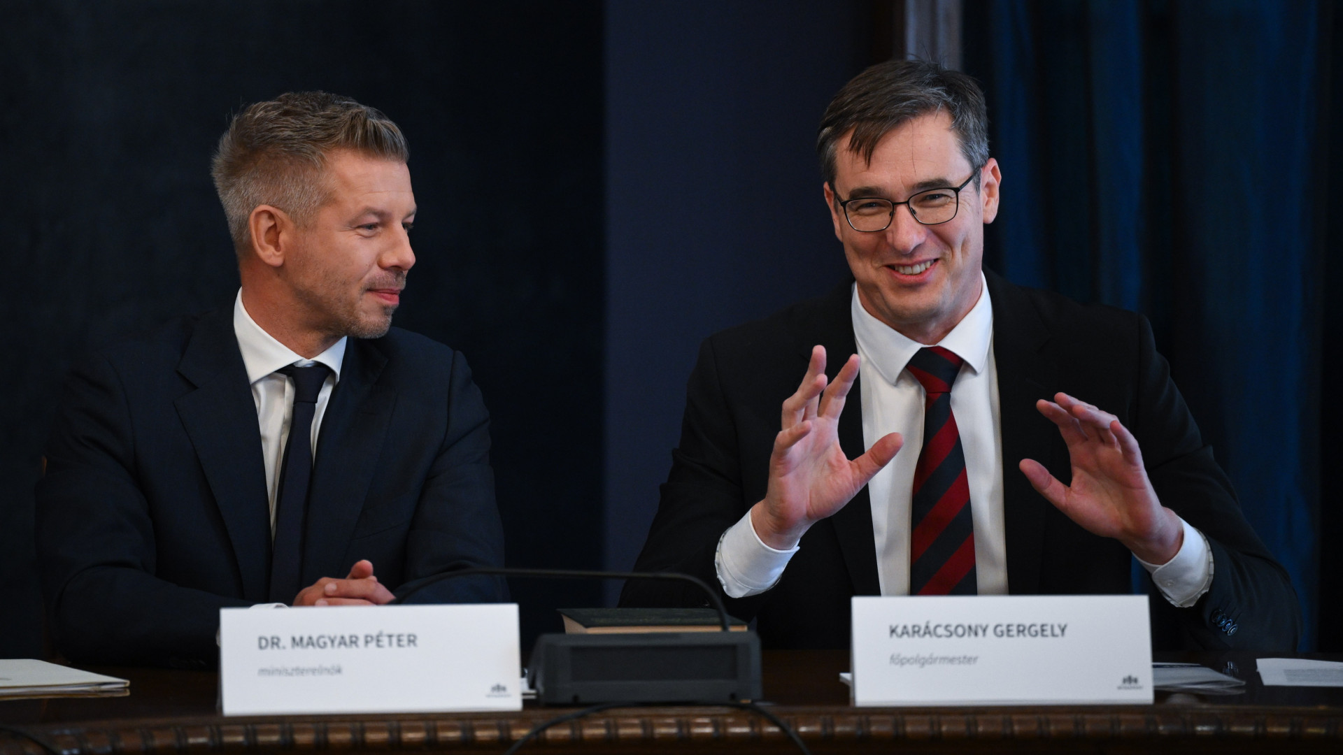 Karácsony a kerületi polgármestereknek üzeni: lépjenek ki „a rogáni átokból