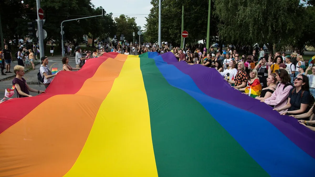 Rétvári Bence bejelentette: a KDNP jogsegélyszolgálatot indít a "genderpropaganda" miatt