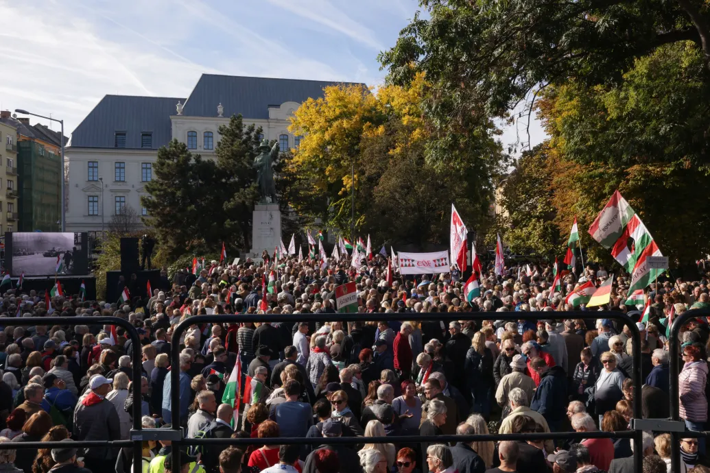A Telex stábját megtámadták egy fideszes rendezvényen