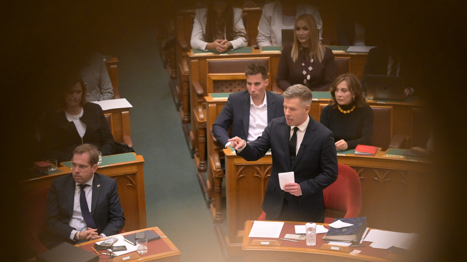 Magyar Péter: 2027-től 9 százalékra csökken az szja a minimálbérig