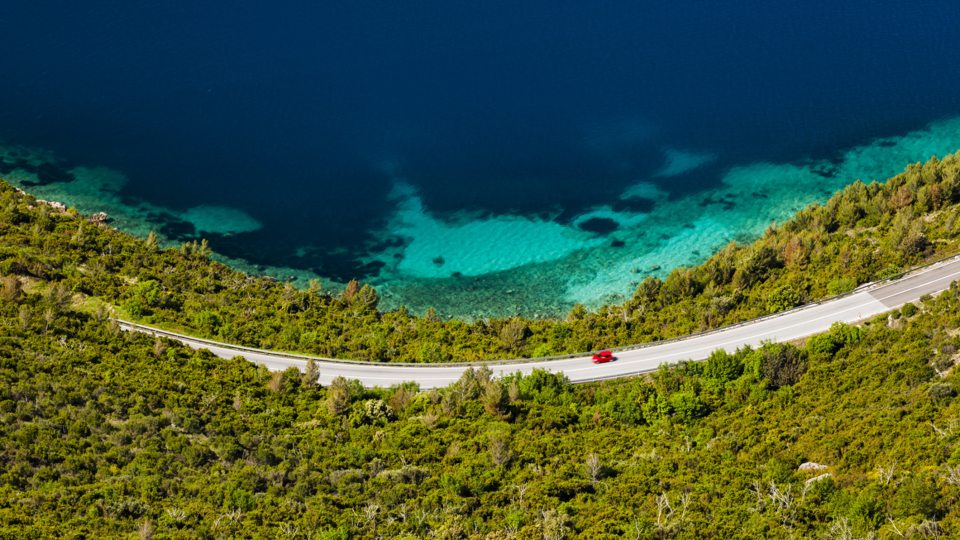 A horvát tervezet szigorítaná a közlekedési bírságokat és regisztrálná az e-rollereket
