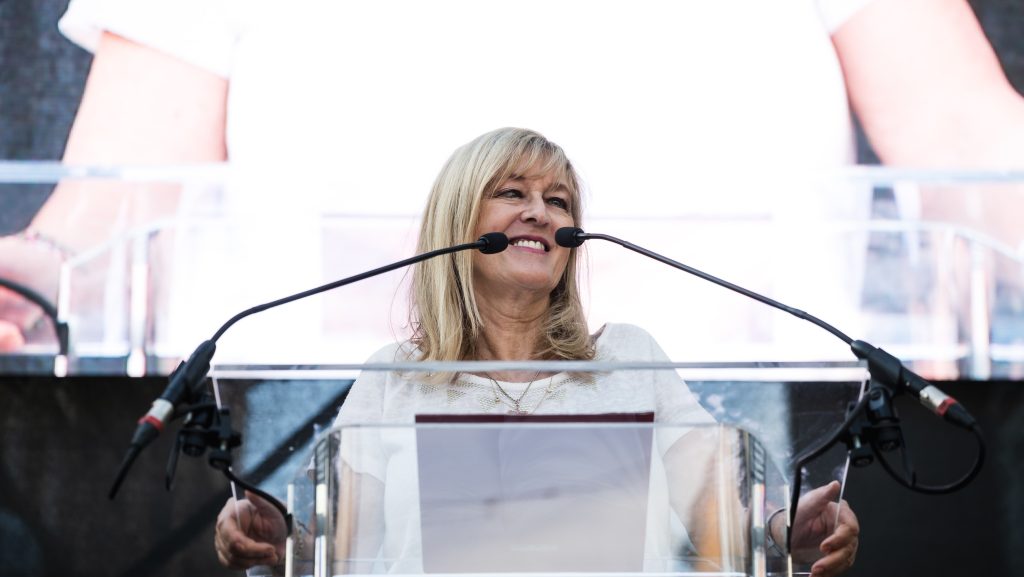 A forgalmazást leállították, mert a KEKVA-k megszűnése miatt rendezni kell a terjesztési jogokat