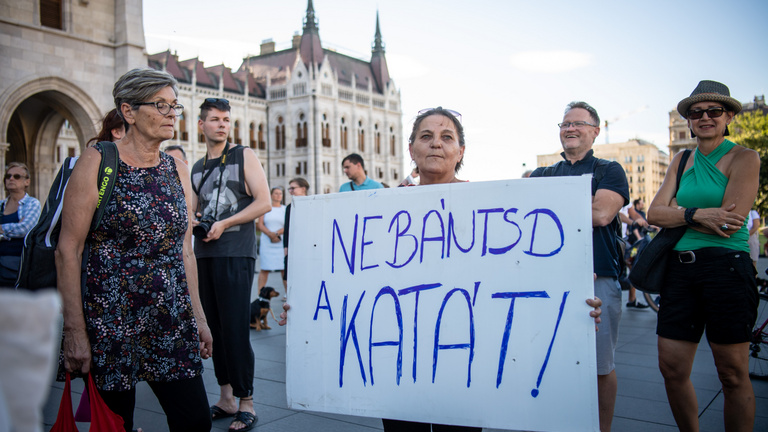 Az új kata más formában tér vissza, százezrek anyagi helyzete múlik egy döntésen