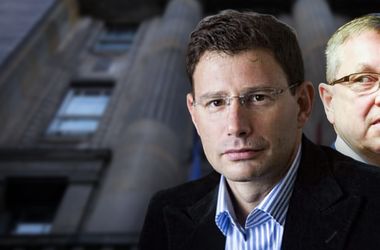 Matolcsy ügyvédje: „Nyilván nem viseli jól a bezártságot az ügyfelem”