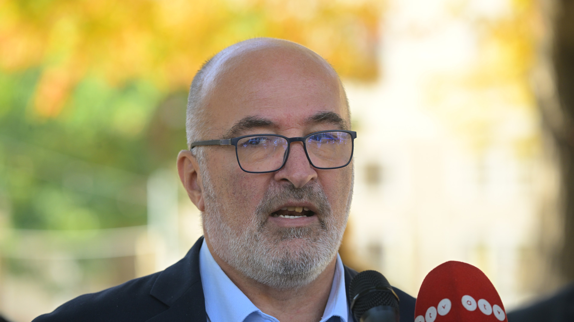 Pikó András: félretettem a szöveget és kivonultam a panelről