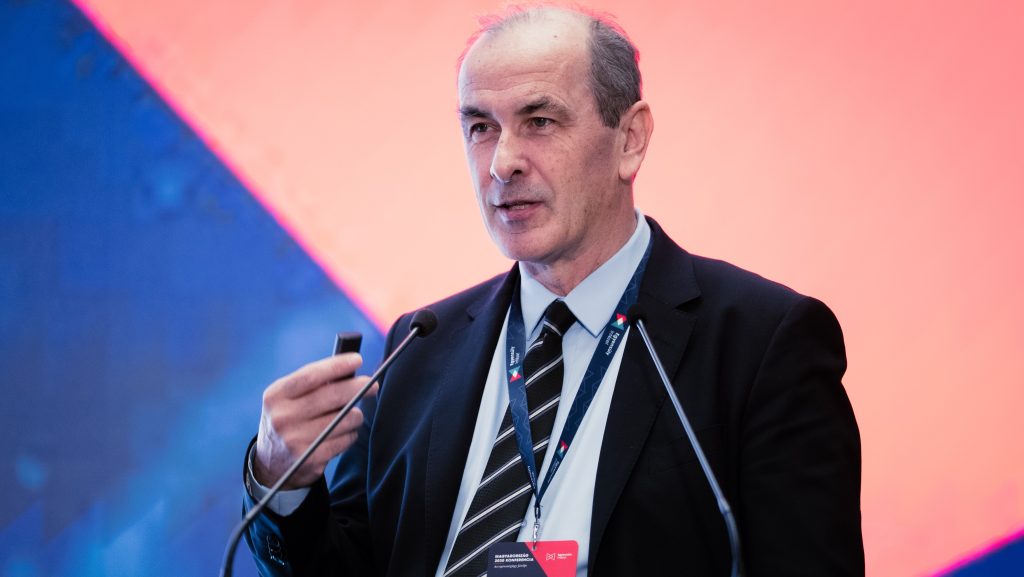 Egészségügyi várólista-csökkentés: bevált külföldi rendszereket vesz át Magyarország