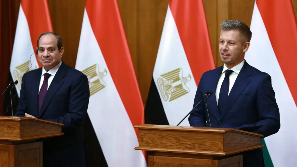 Magyar Péter az egyiptomi elnökkel tárgyalt, a gazdasági együttműködést emelték ki