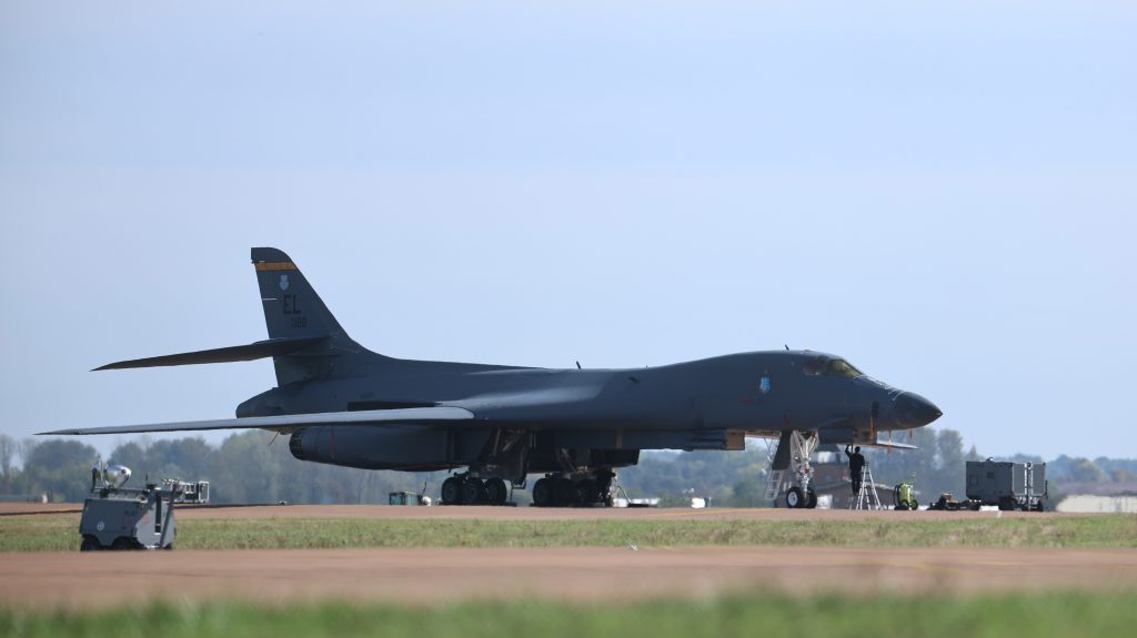 Az amerikai légierő kivonta az összes bombázóját egy angliai támaszpontról